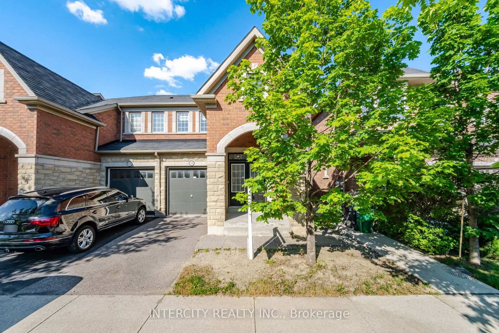 Property Photo: 55 Loftsmoor Drive ON L6R 0W2
