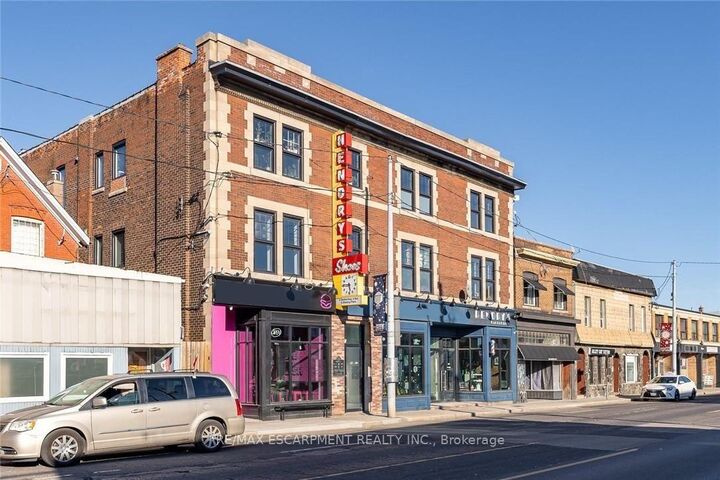 Property Photo:  657 Barton Street E 302  ON L8L 3A3 