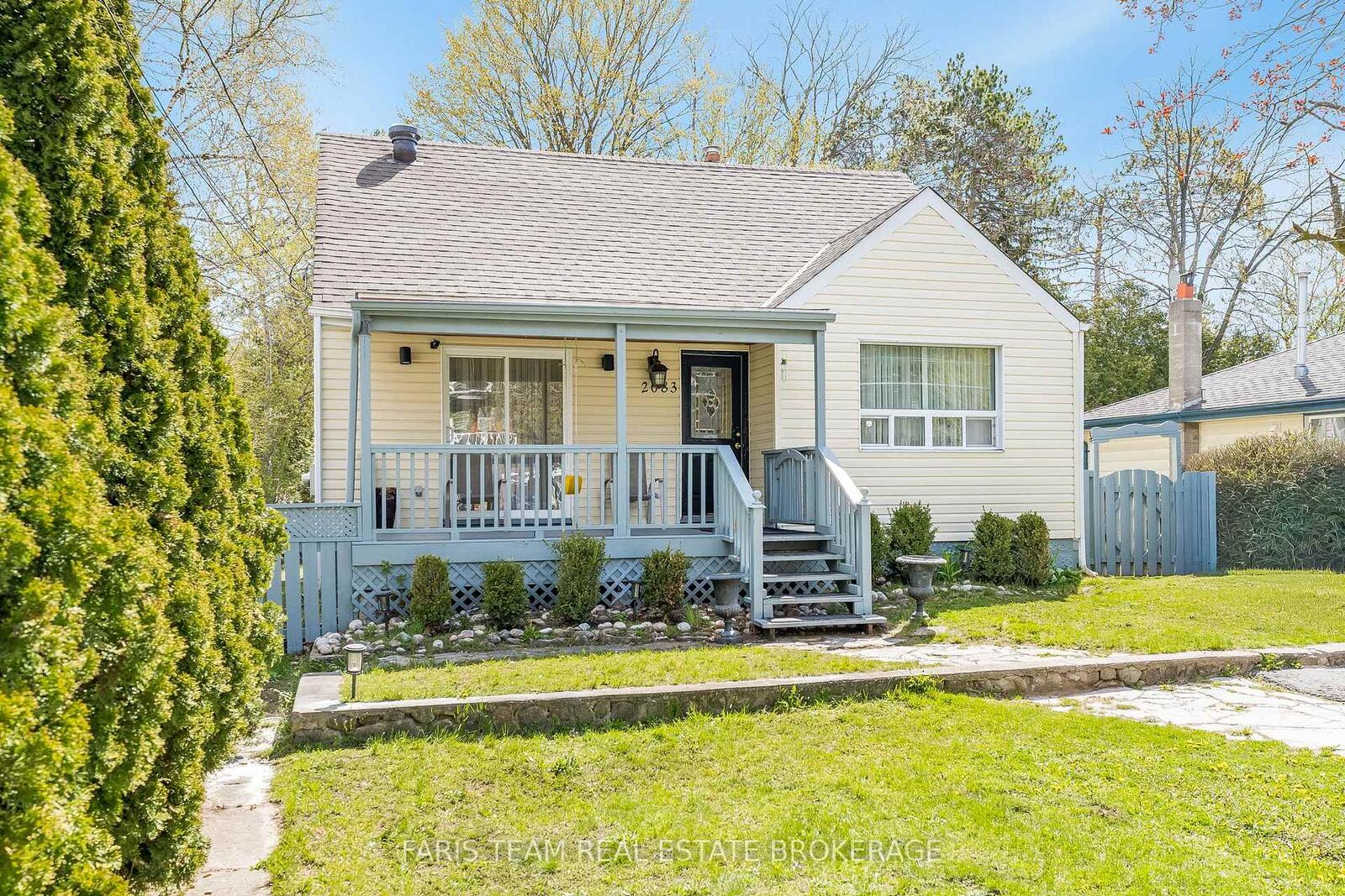 Photo de la propriété:  2083 Lilac Drive  ON L9S 1Y9 
