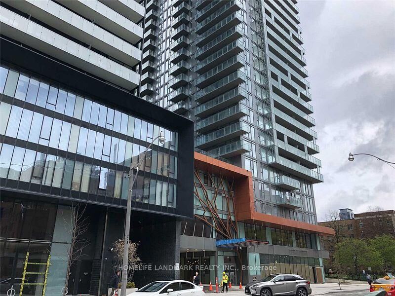 Property Photo: 50 Wellesley Street E 1905 ON M4Y 1G2