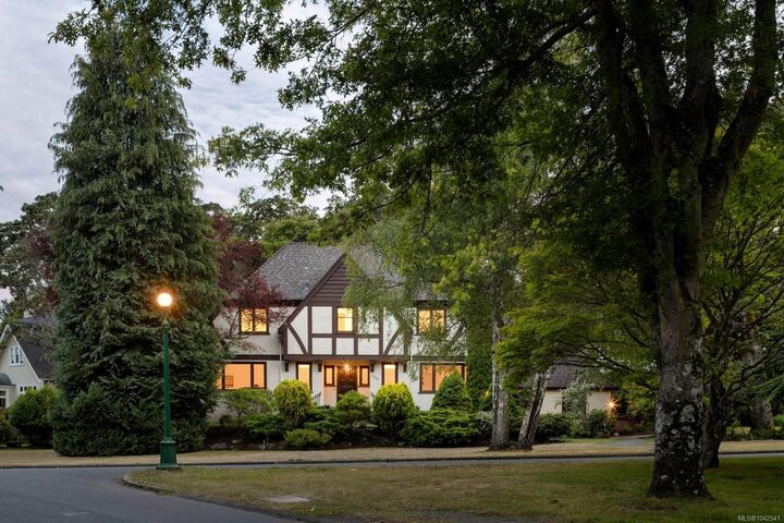 3400 Upper Terrace Rd — photo 1