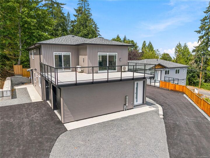 Property Photo: 5309 Toms Trnabt #101 BC V9T 5M9