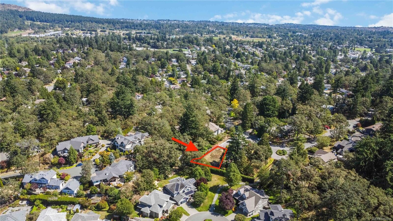 Property Photo:  929 Woodhall Lane  BC V8X 3L7 