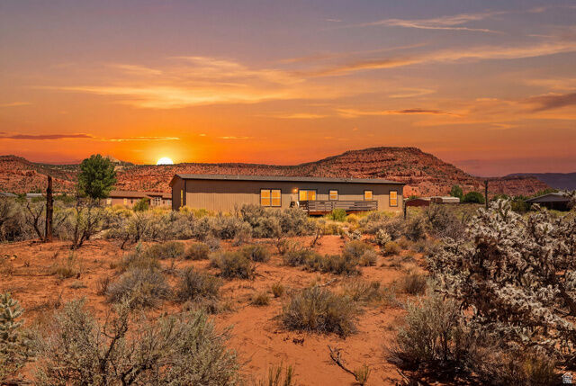 Property Photo:  4960 E Grande Vermillion Ave  UT 84741 