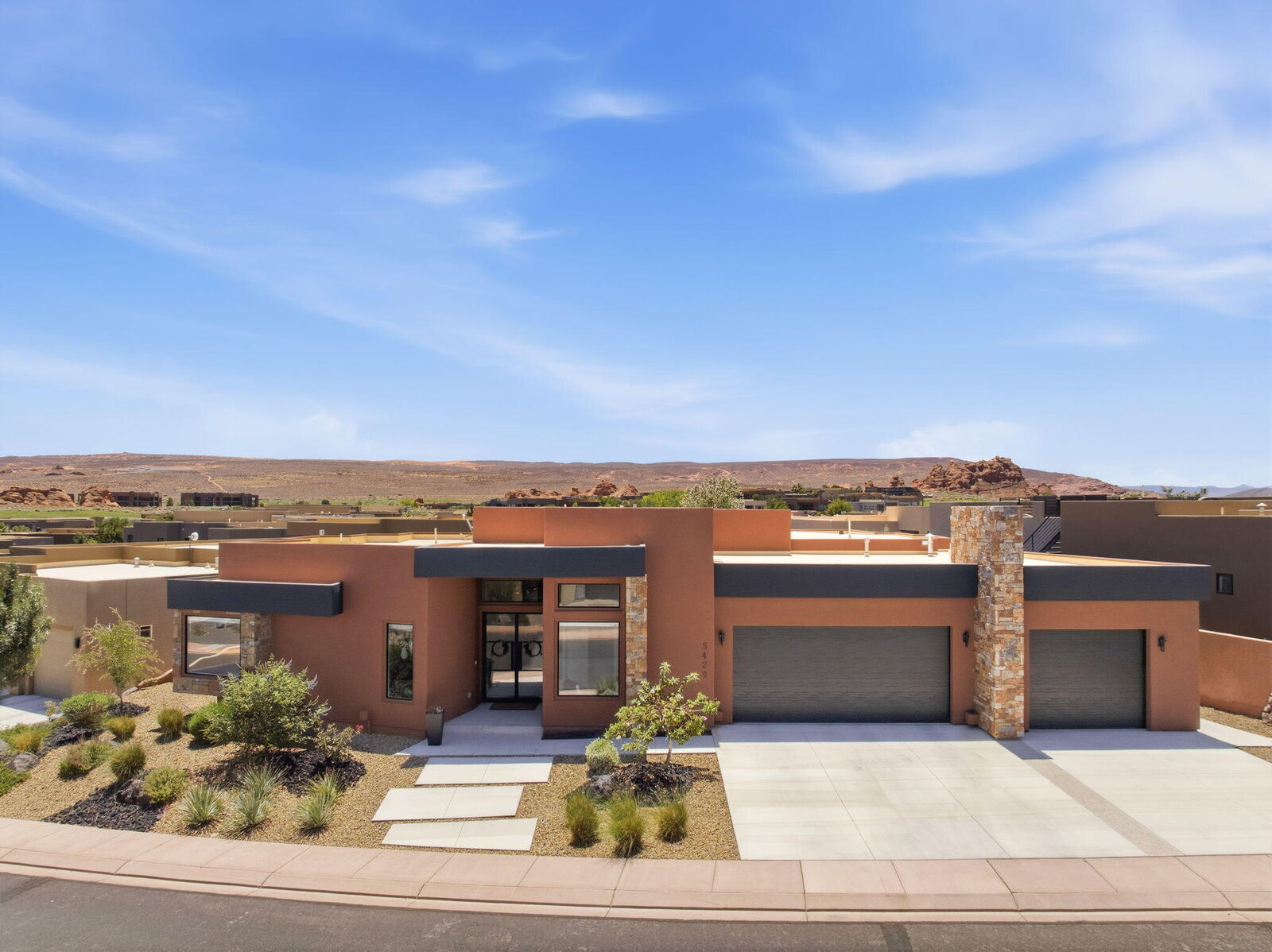 Property Photo:  5429 W Copper Cliffs Way  UT 84737 