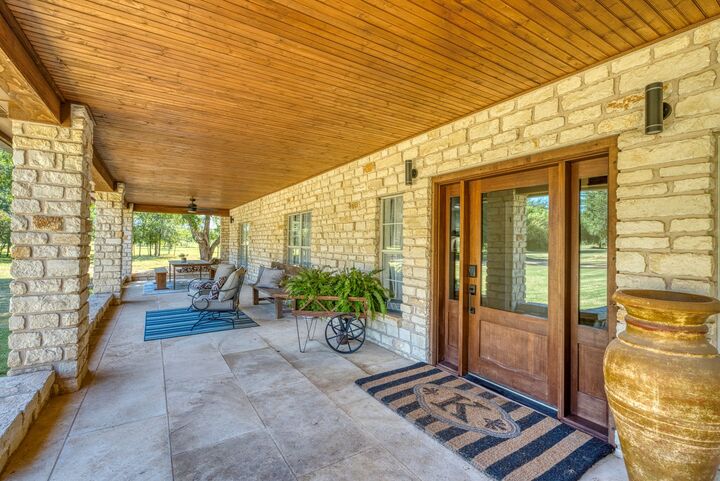 Property Photo: 150 Shady Lane TX 78654