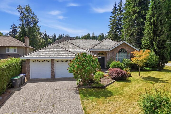 Property Photo: 14410 30 Avenue BC V4P 1P9