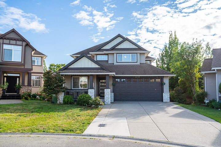 3659 Greendale Court — photo 1