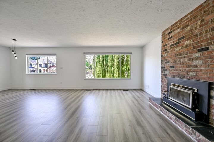 Property Photo: 34580 Merlin Drive BC V2S 5L1
