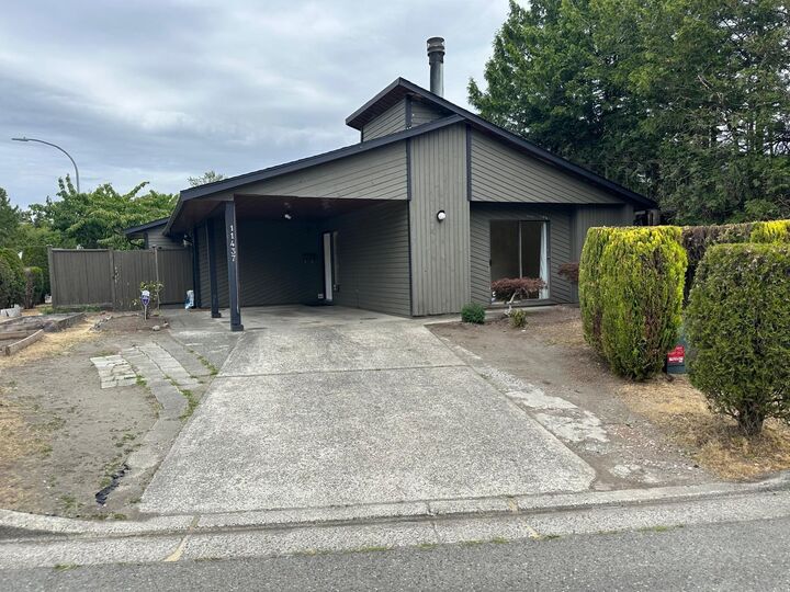 Property Photo: 11437 Kingcome Avenue BC V7A 4T5