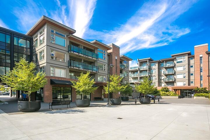 1673 Lloyd Avenue 301 — photo 1
