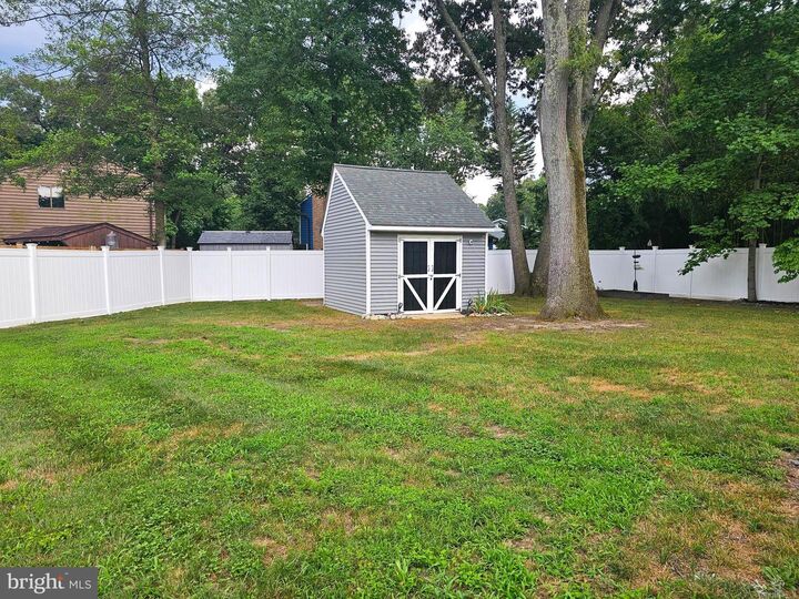 Property Photo:  103 Evon Court  MD 21146 