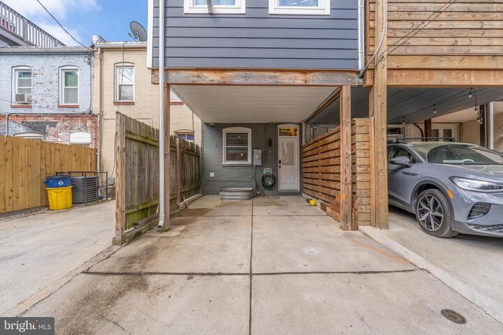 Property Photo:  413 S Robinson Street  MD 21224 