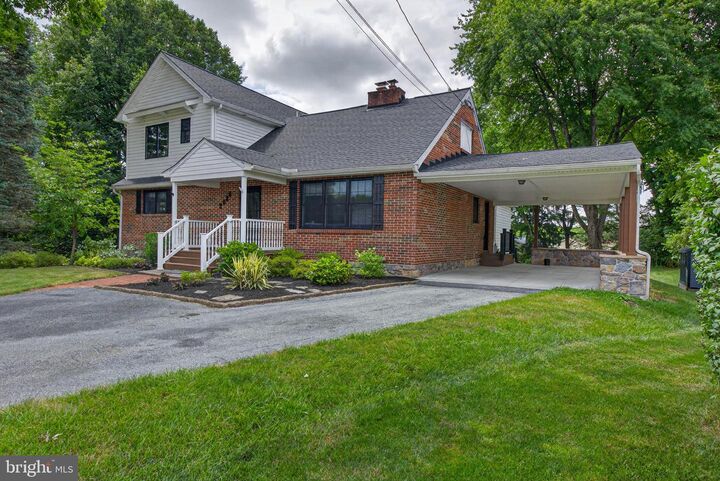 Property Photo: 2026 Joann Avenue PA 17036