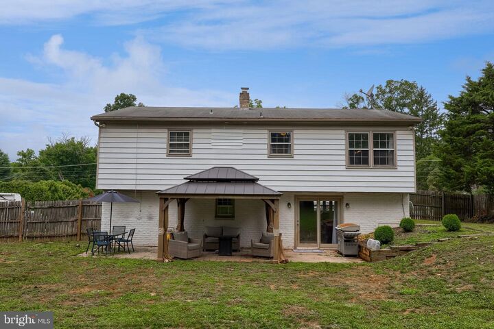 Property Photo:  2520 Log Cabin Road  PA 17408 