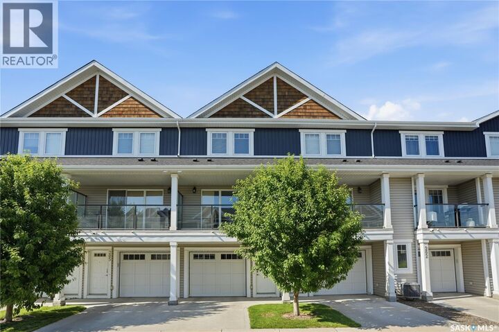 Property Photo: 204 315 Dickson Crescent SK S7T 0Z1