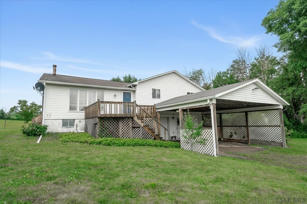 Property Photo: 685 Forest Hills Drive PA 15955