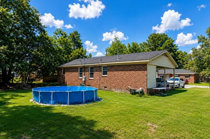 Property Photo:  215 Huggins St  SC 29571 
