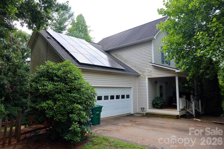 Property Photo: 30 Double Brook Drive NC 28787
