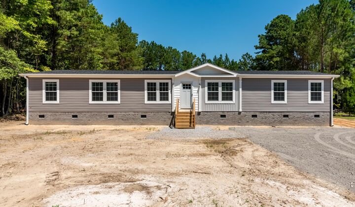 Property Photo: 299 Friendship Circle SC 29468