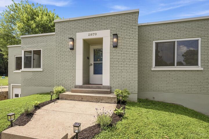 Property Photo: 2879 Saint Catherine Place OH 45211