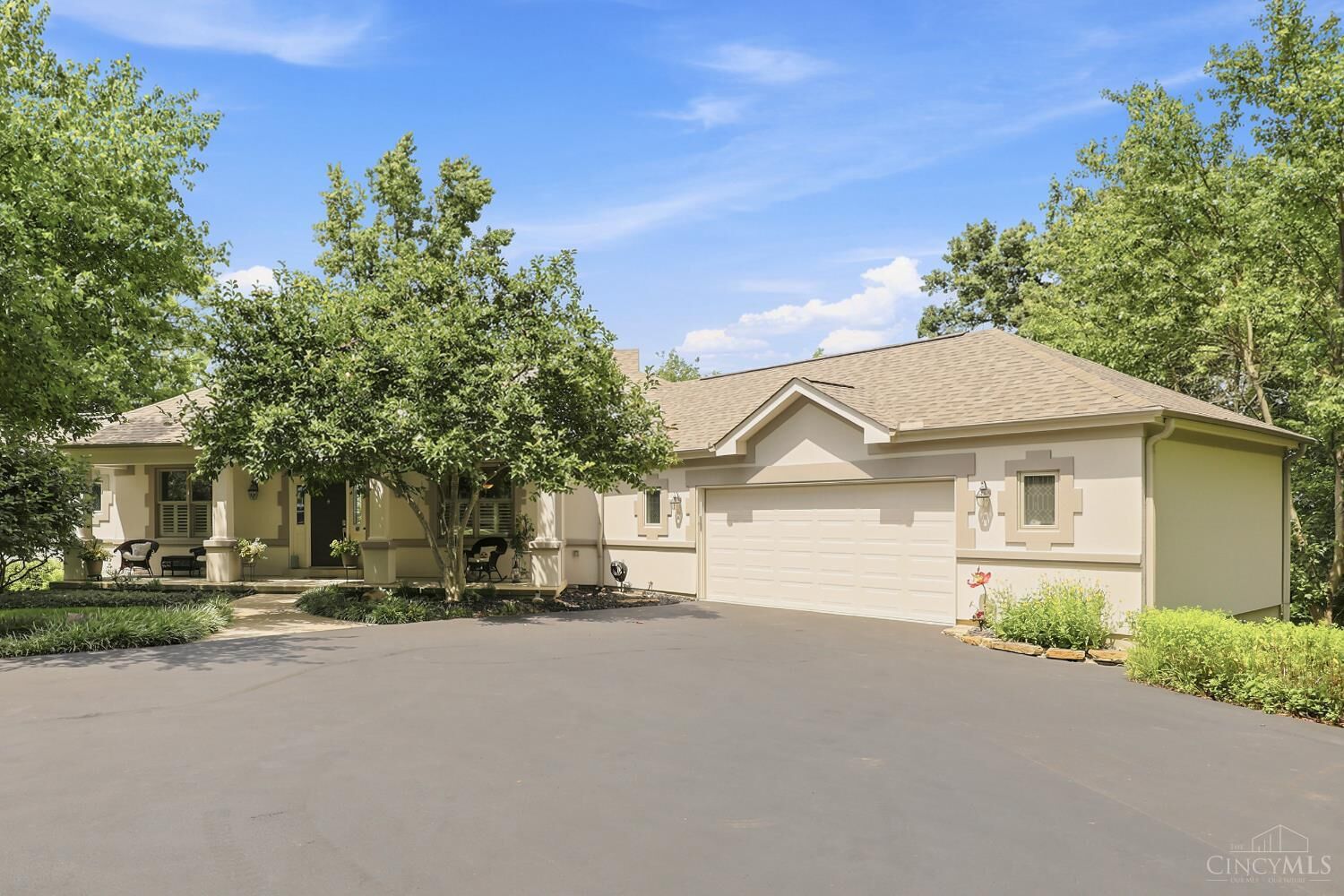 Property Photo:  884 Wallace Avenue  OH 45150 