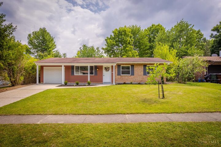Property Photo:  8485 Linderwood Lane  OH 45255 