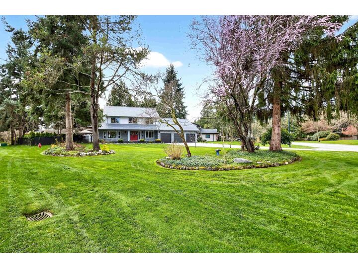 Property Photo:  13386 18A Avenue  BC V4A 7R1 