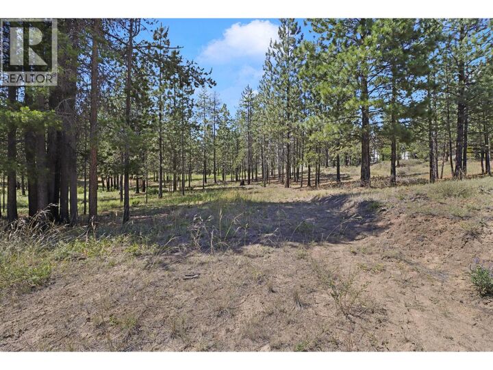 345 Corral Boulevard — photo 1