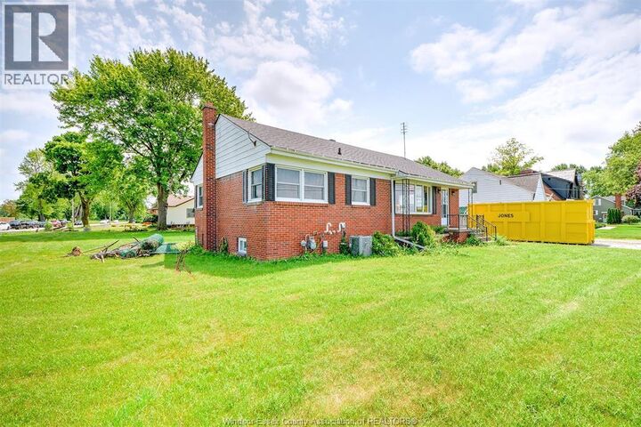 Property Photo: 209 Sandwich Street North ON N9V 2V4
