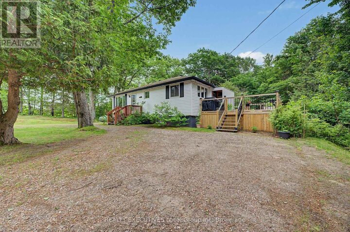 Property Photo:  647 Derland Road  ON P0H 1H0 
