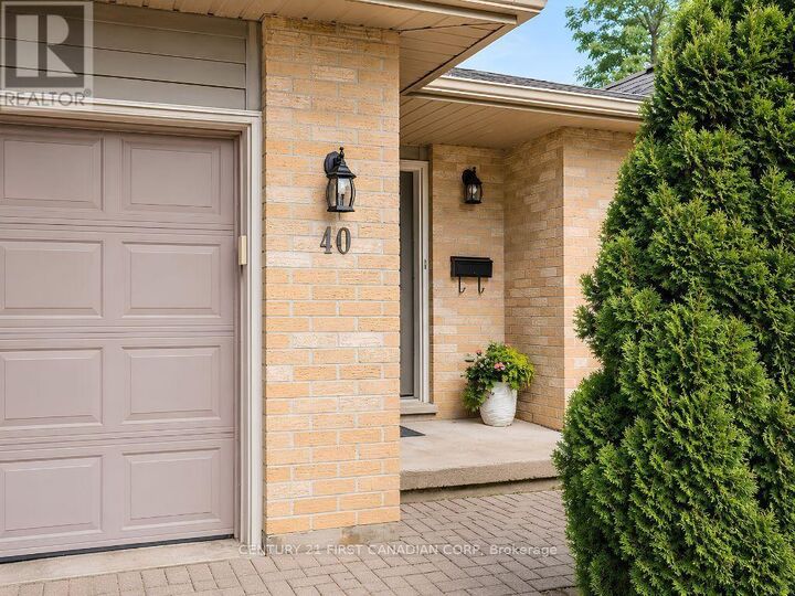 Property Photo:  1500 Richmond Street 40  ON N6G 4T7 