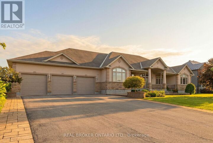 Property Photo:  1032 Black Canary Drive  ON K4M 0A1 