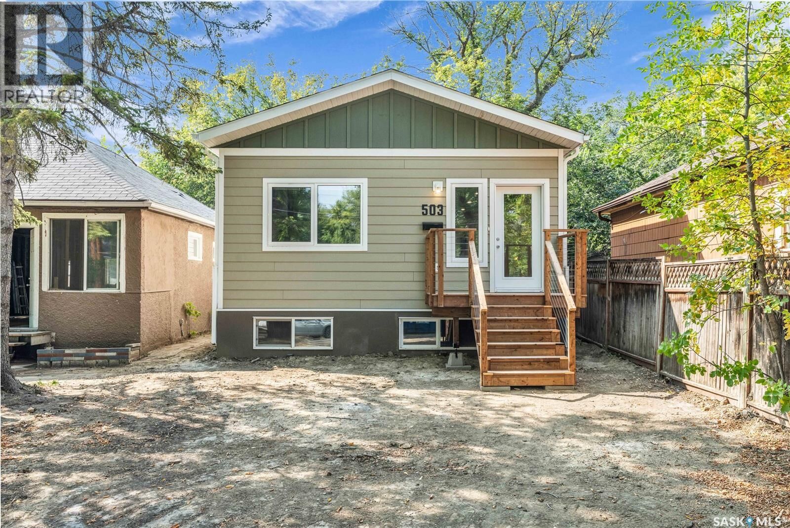 Property Photo:  516 K Avenue S  SK S7M 2E2 