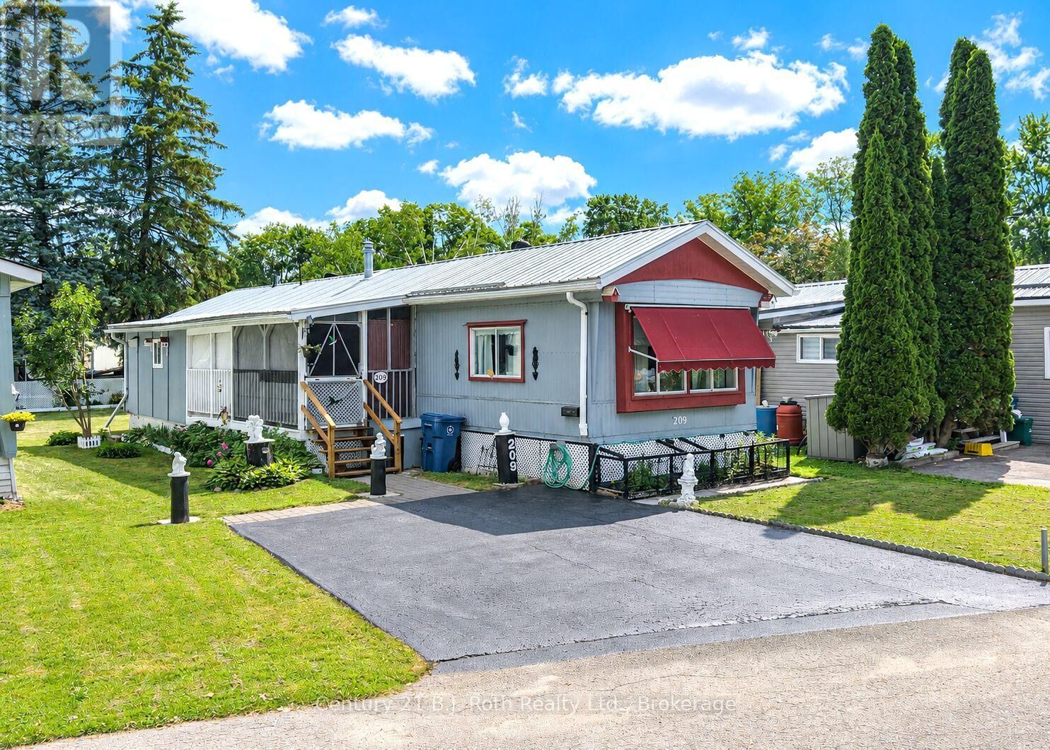 Property Photo: 580 West Street South Lot 209 ON L3V 6L8