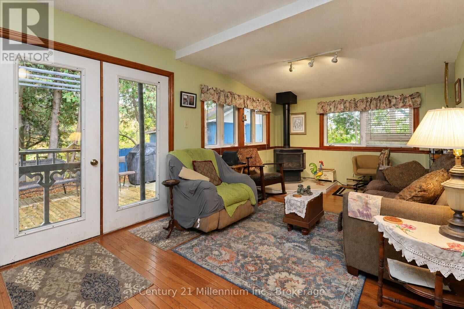 Property Photo:  112197 Grey Road 3 Road North  ON N0G 1C0 