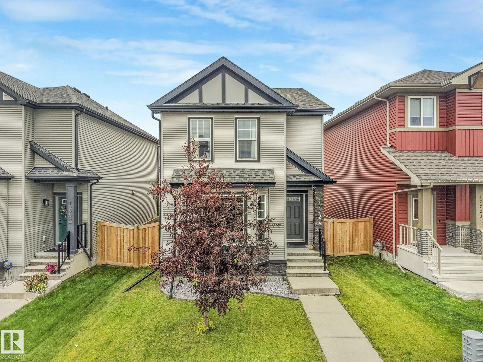 Property Photo:  17724 58 Street NW  AB T5Y 3W8 