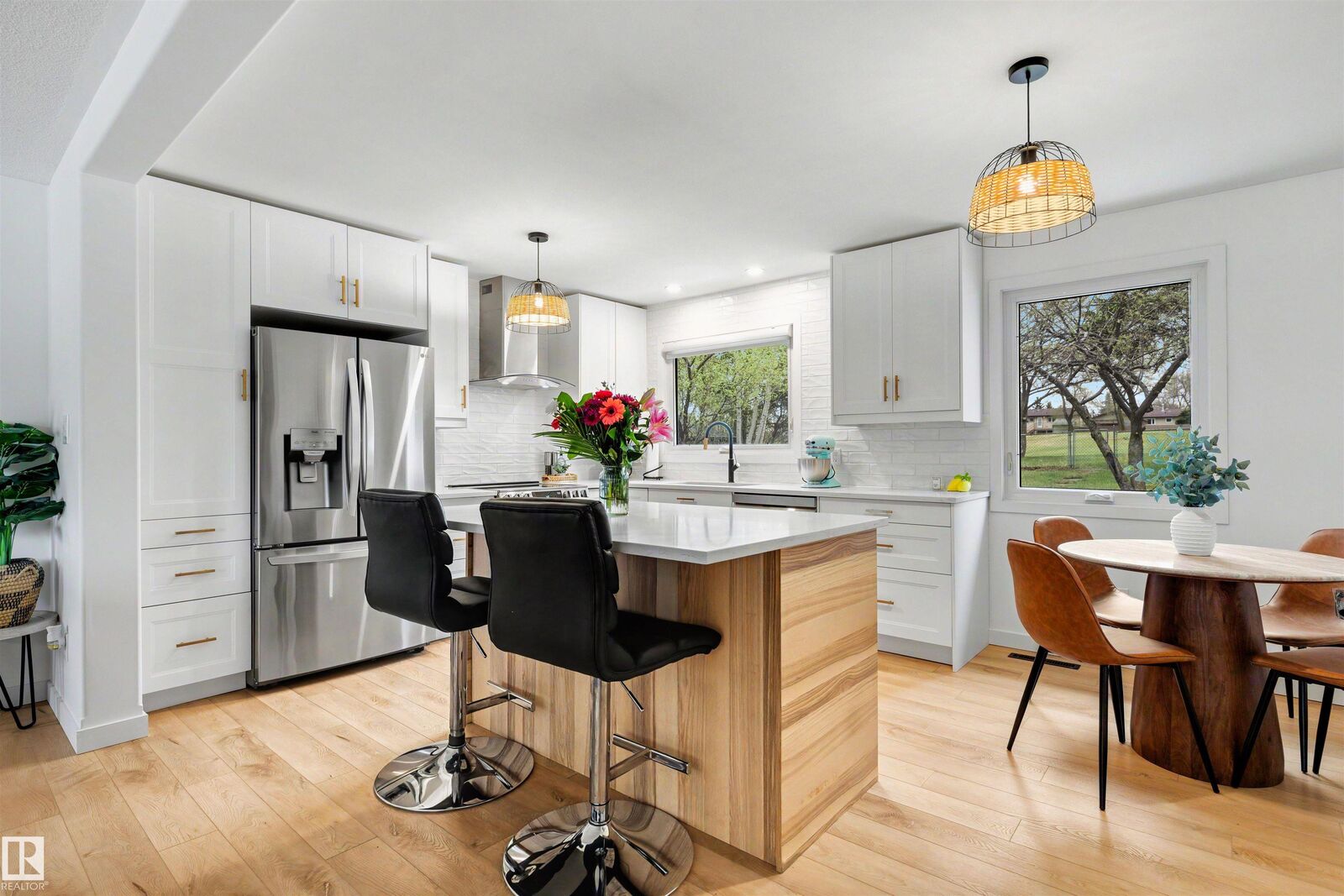 Property Photo: 9 Hummingbird Road AB T8A 0A1
