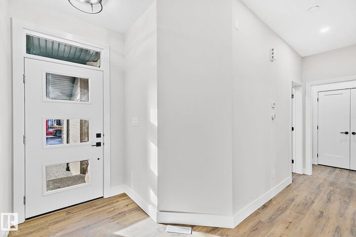 Property Photo:  204 Falcon Crescent  AB T0B 3M3 