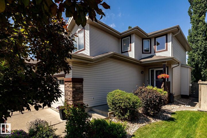 Property Photo: 5820 7 Avenue SW AB T6X 0G6