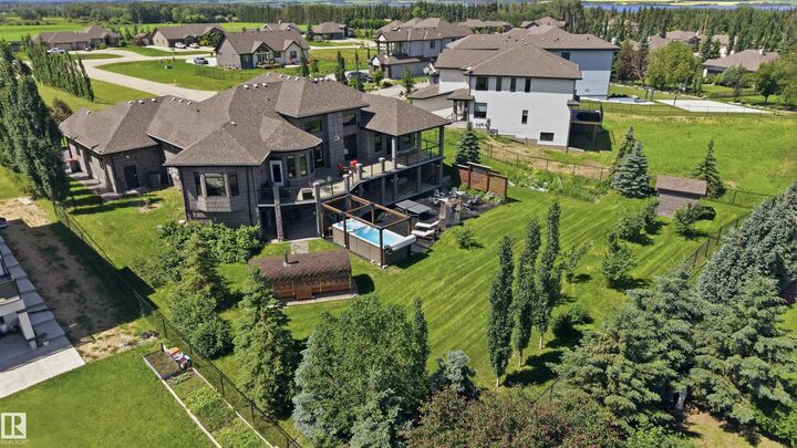Property Photo:  26131 Twp Road 532A 67  AB T7Y 1A1 