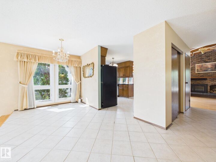 Property Photo: 18634 99A Avenue NW AB T5T 3P3