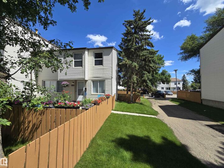 Property Photo:  6646 178 Street NW  AB T5T 2A2 