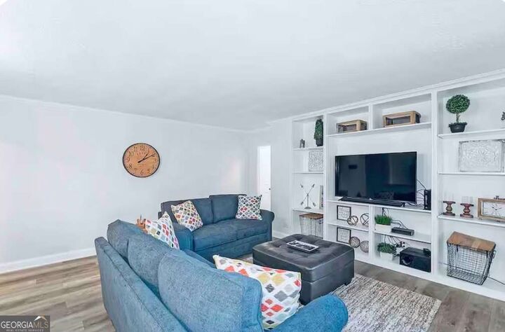 Property Photo:  300 Peachtree Street NE 10O  GA 30308 