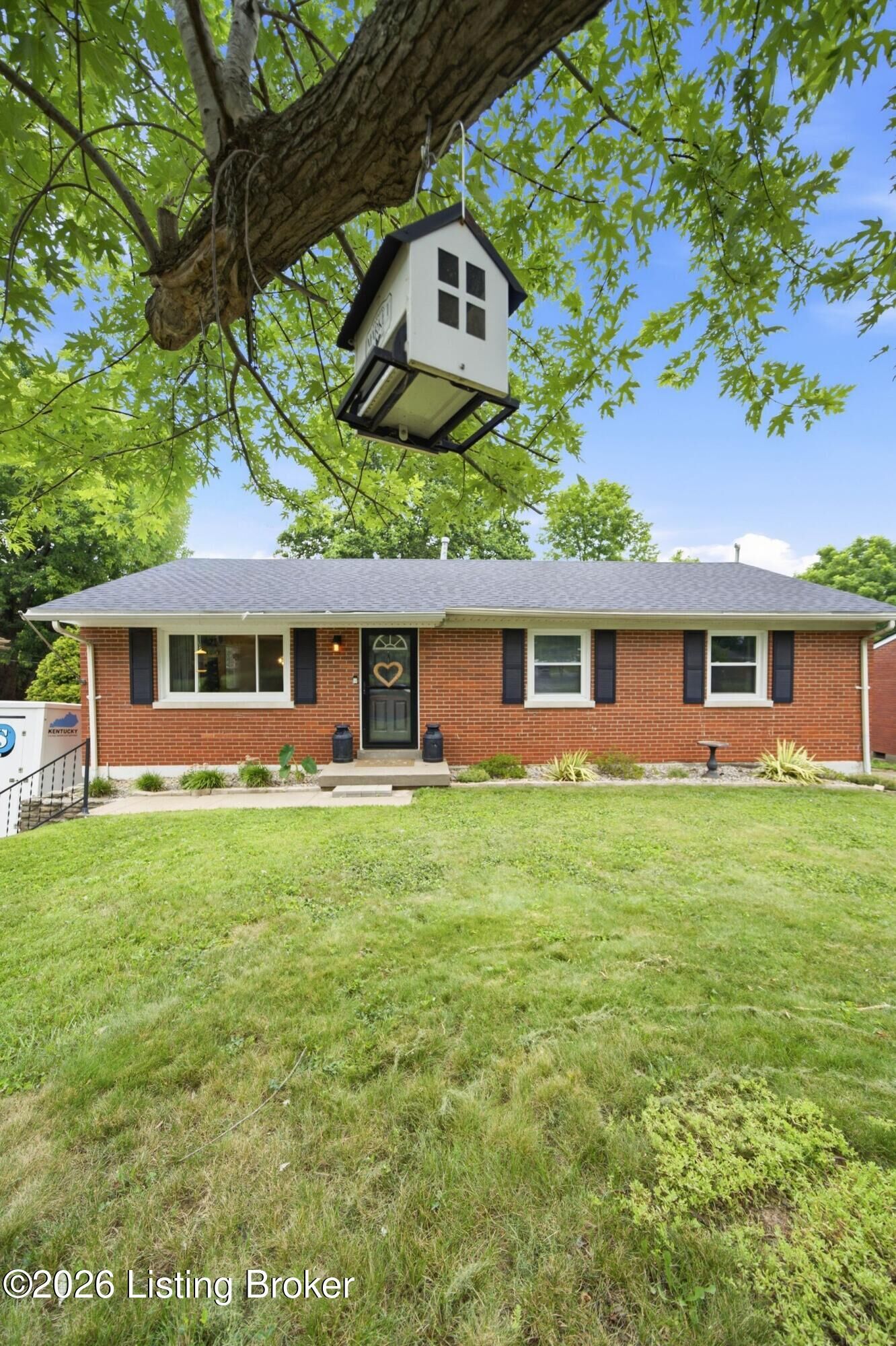 Property Photo:  10119 Headley Hill Rd  KY 40223 