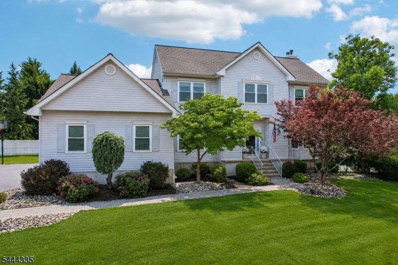 Property Photo: 33 Hughey Ln NJ 08844