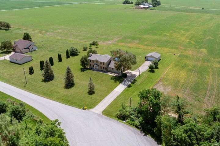 Property Photo: 4751 E 531 Drive IN 46783-8862