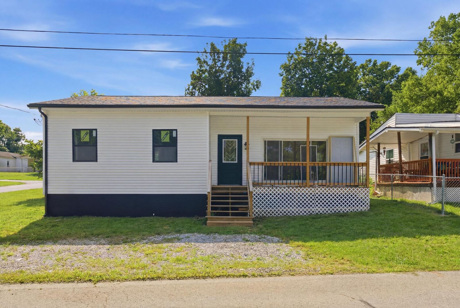 Property Photo: 76 Clay Street KY 40391