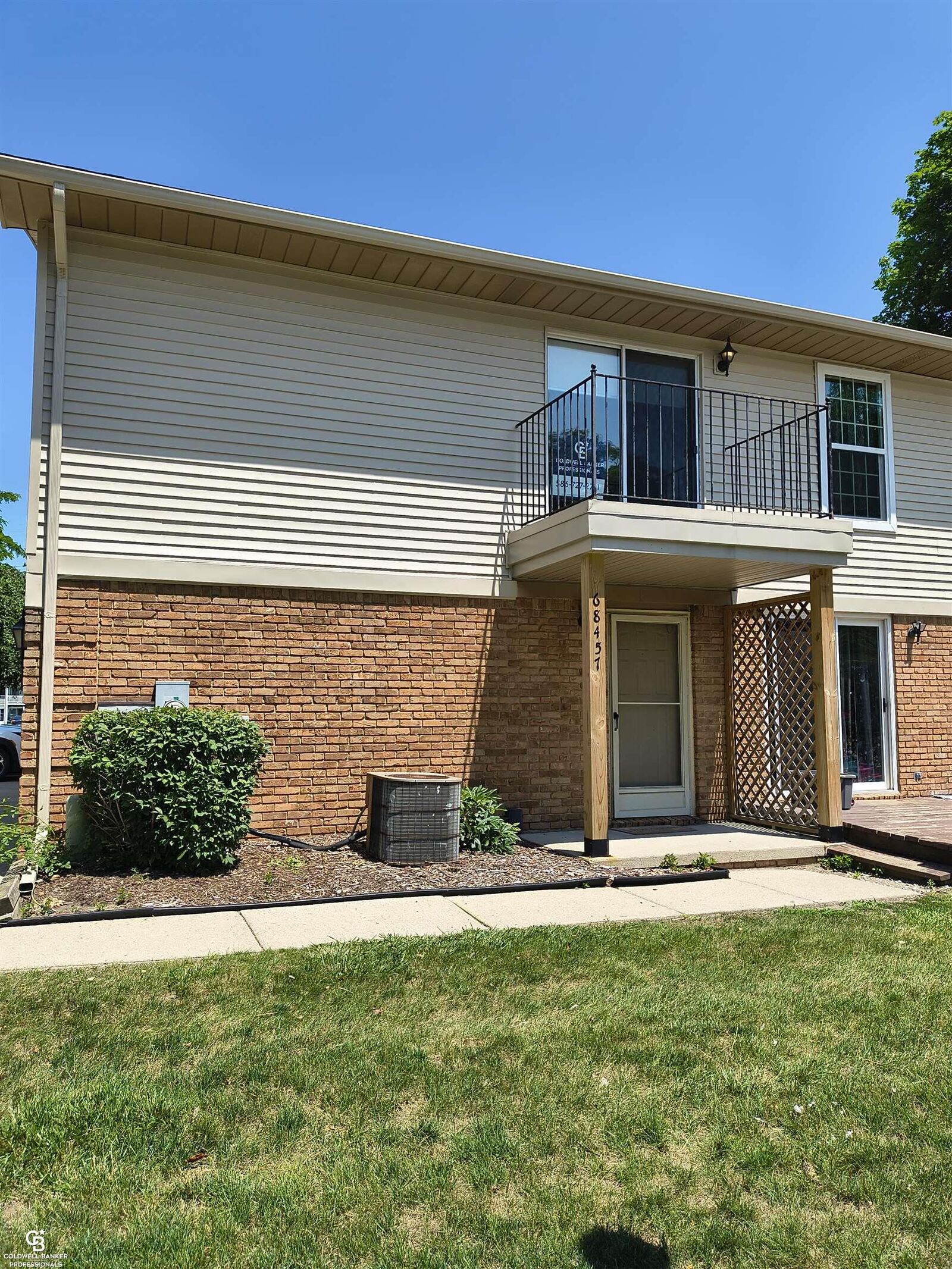 Property Photo: 68457 Rosewood Lane MI 48062