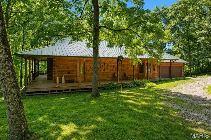 Property Photo:  2601 Staunton Road  IL 62294 